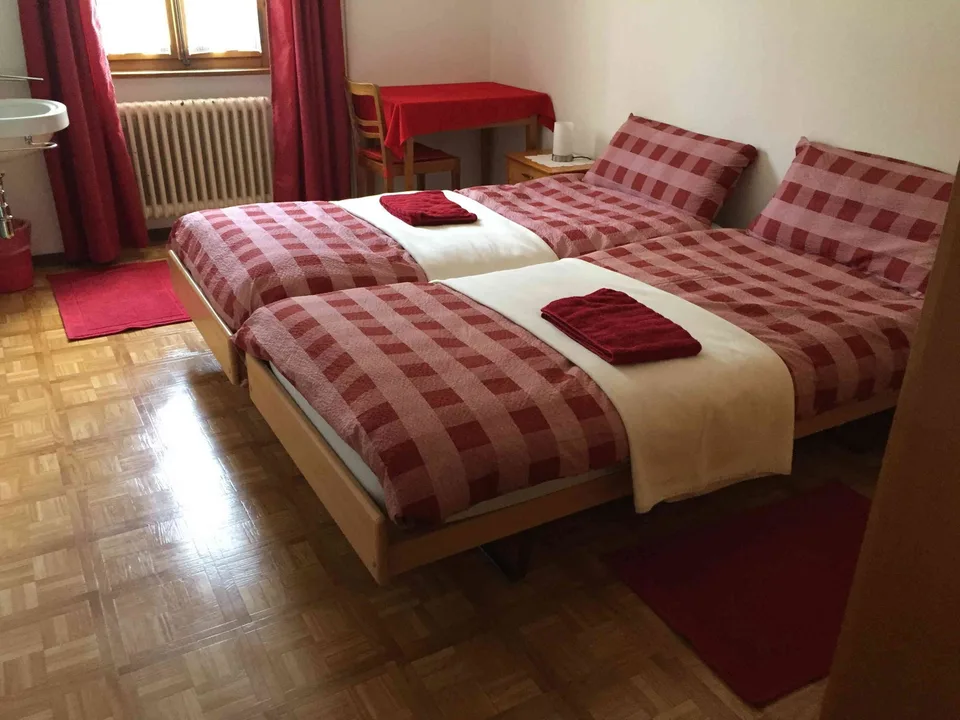 Grosses Wohnhaus / Grande casa residenziale