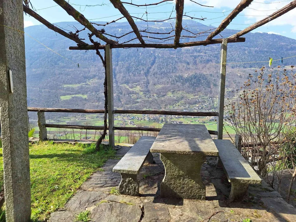 Charmantes Rustico mit Panoramablick im Bleniotal