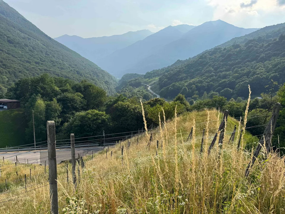 Terreno edificabile con vista panoramica a Medeglia