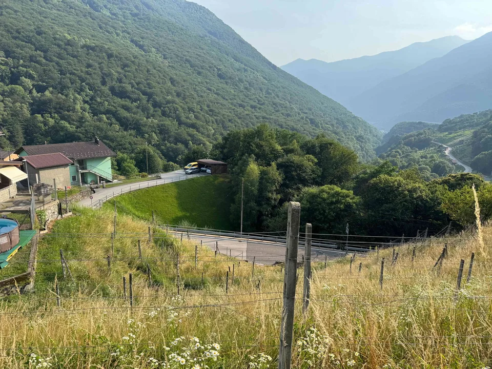 Terreno edificabile con vista panoramica a Medeglia