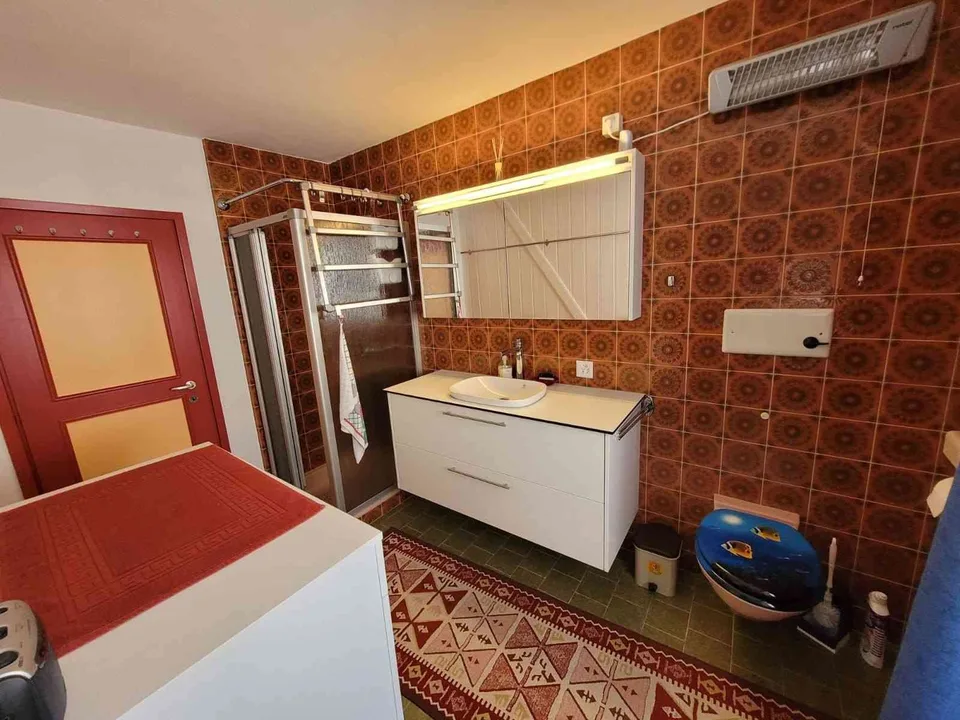 Zu verkaufen 3.5 Zi. Wohnung mit grosser, sonniger Terrasse – photo 11 sur 13