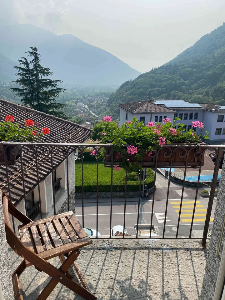 Hotel a Intragna in vendita