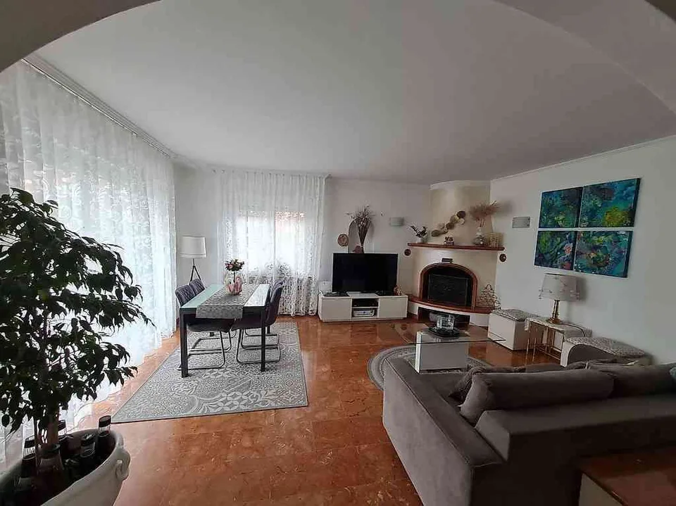 Renovierte 3,5-Zimmer-Wohnung – Nutzung als Erst oder Zweitwohnungsitz