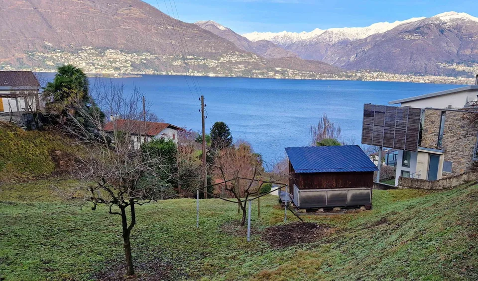 Terreno edificabile con splendida vista Lago Maggiore