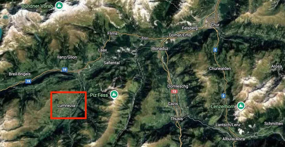 Sonniges Bauland (613 m²) für Erstwohnsitz in Degen (Val Lumnezia, GR)
