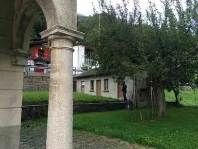 Casa plurifamiliare e/o a reddito con terreno