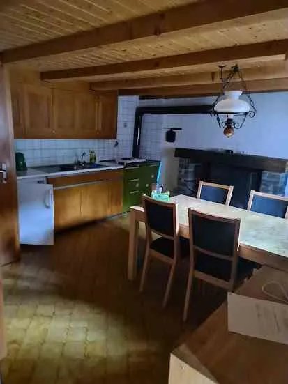 Indemini: Ferienrustico mit Landanteil / renoviert, mitten im Dorfkern