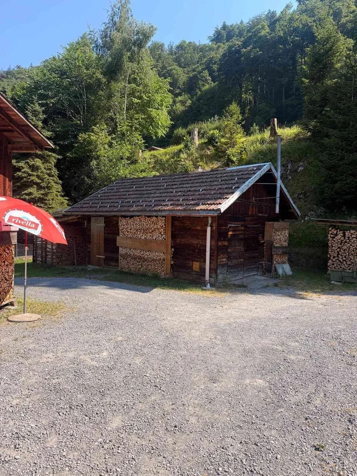 Ehem. Oberländer Bauernhaus mit Potential