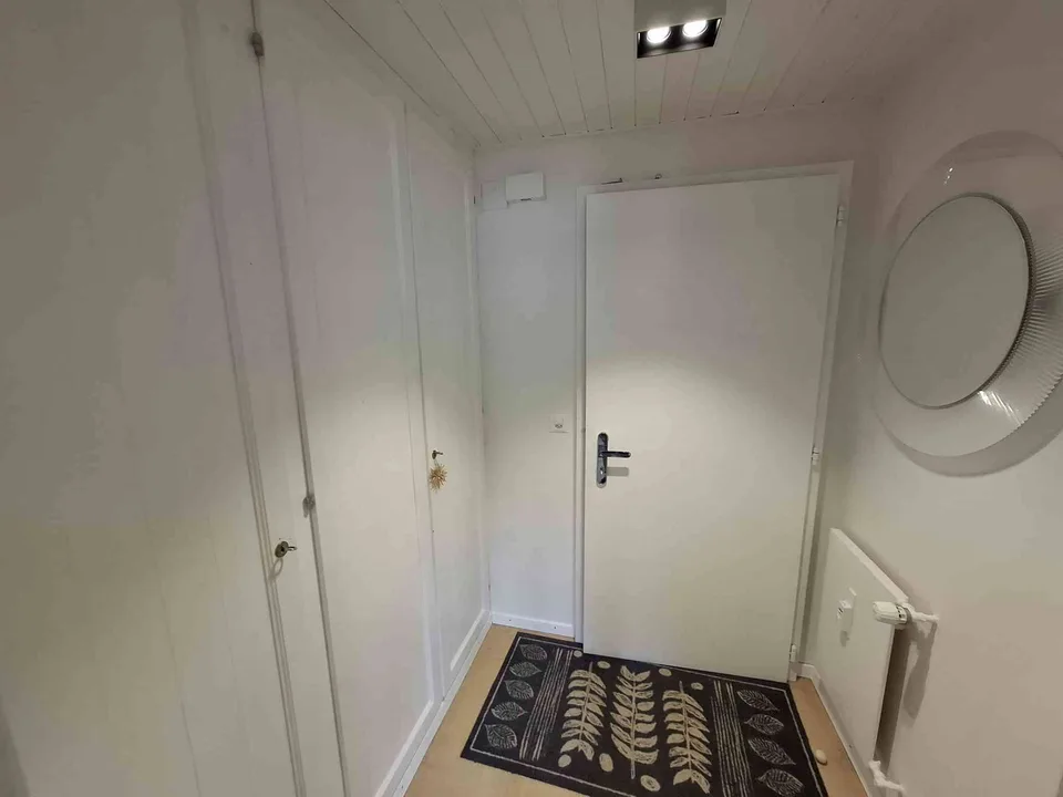 Studio lumineux entièrement rénové avec vue montagne