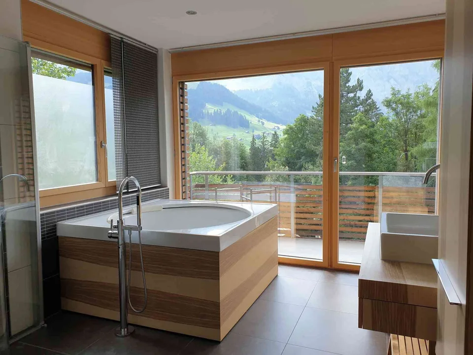 Alpine Eleganz im Wanderparadies und Skiweltcuport Adelboden / Kt Bern – Foto 9 von 13