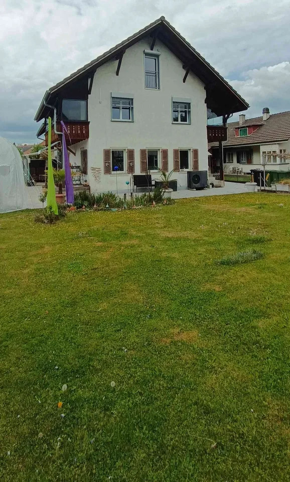 4 1/2 Zimmer-Wohnung im 1 OG und 2. OG in einem 2 Familienhaus