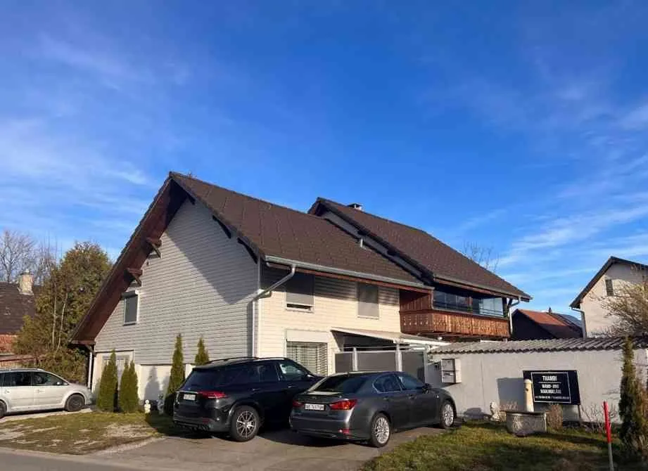 4 1/2 Zimmer-Wohnung im 1 OG und 2. OG in einem 2 Familienhaus