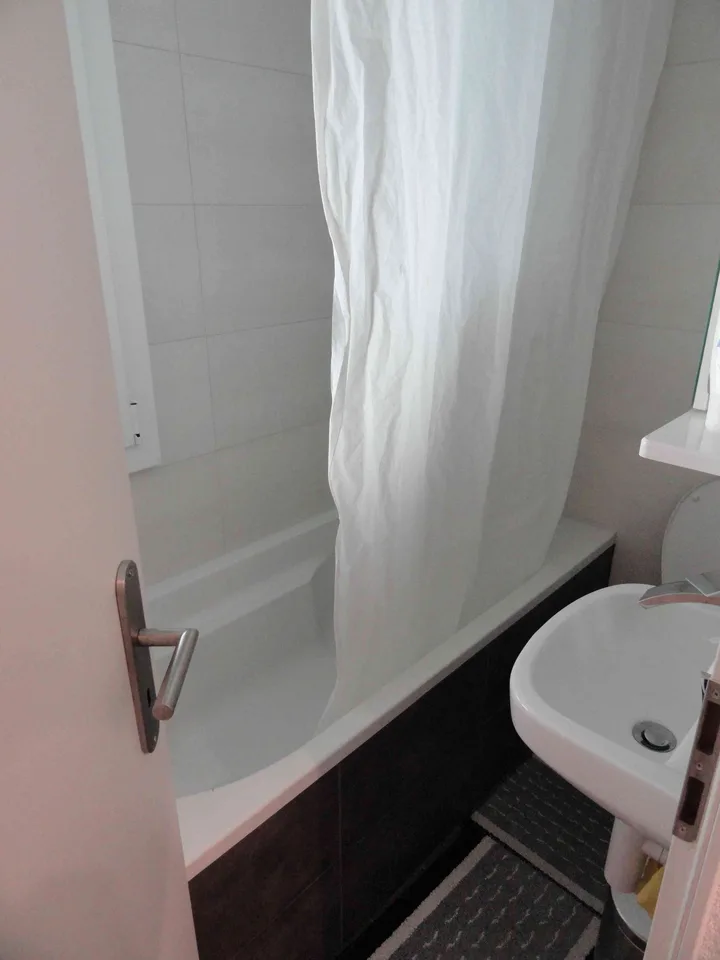 4 1/2 Zimmer-Wohnung im 1 OG und 2. OG in einem 2 Familienhaus