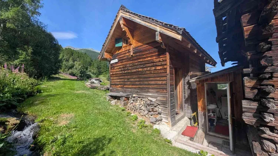 Behagliches Maiensäss bei der Brandalp in Unterbäch