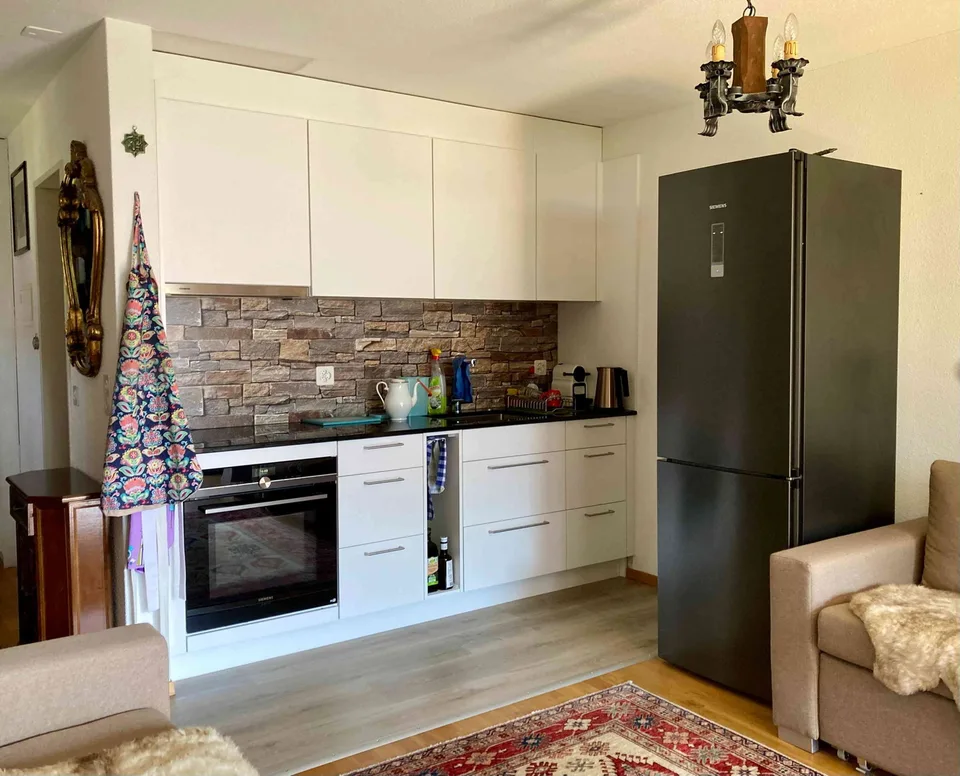 Helle Eck-Wohnung mit Süd-West-Balkon