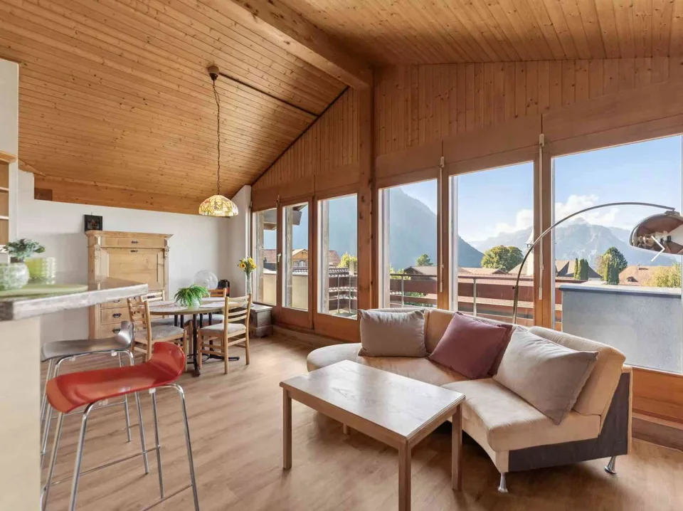 Furnished 3.5-Room Top-Floor Apartment – Aeschi Park, Aeschi b. Spiez