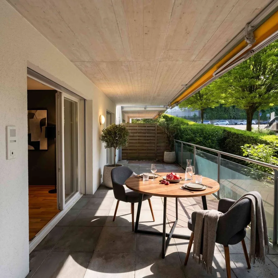À Lausanne – Élégant appartement de 2,5 pièces avec terrasse privative