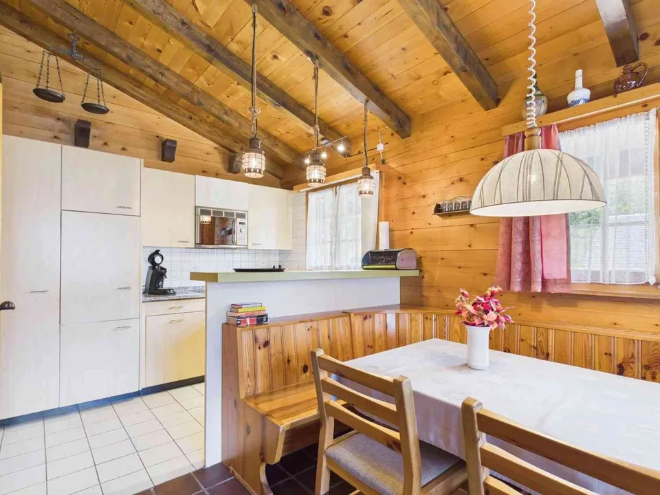 Exklusives Chalet an sonniger Aussichtslage in Ernen