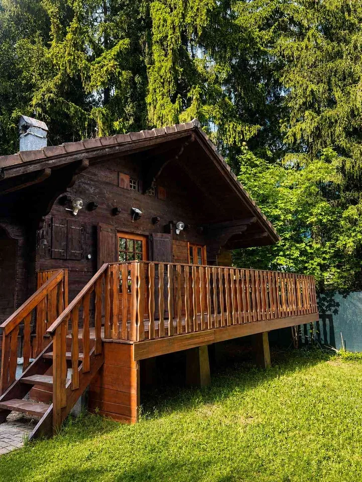 Rare opportunité - chalet à vendre entièrement rénové à Lausanne