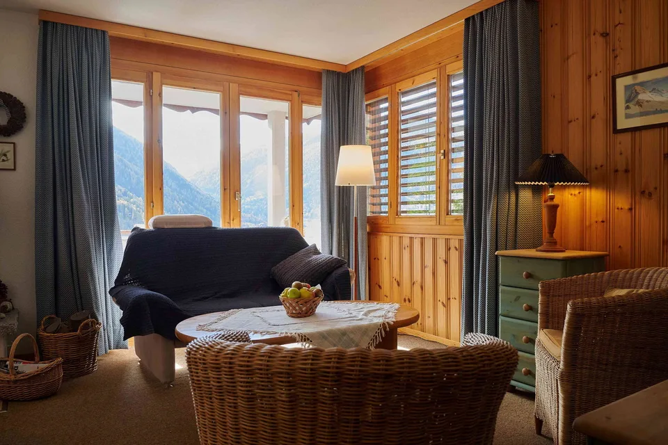 Large South Terrace, Superb View, also 2nd Home and Non-Swiss Buyers