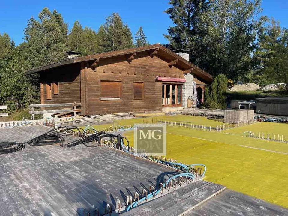 En résidence secondaire, Chalet de Prestige 8,5 pièces