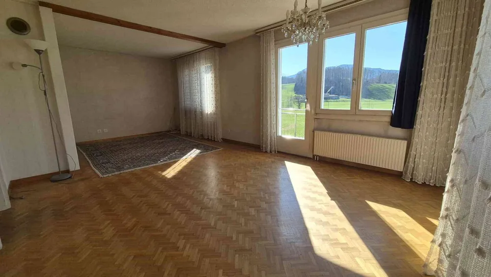 Freistehendes 3 1/2-Z.-Einfamilienhaus mit 3 1/2-Z.-Hausanbau
