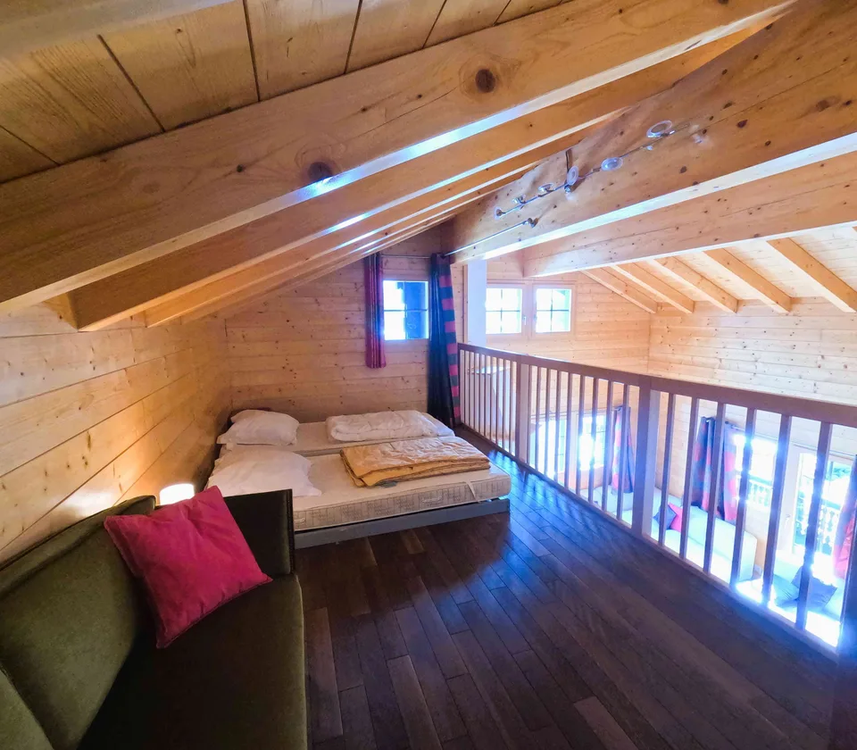 PERLE RARE – Authentique chalet au cœur du vieux village de Grimentz