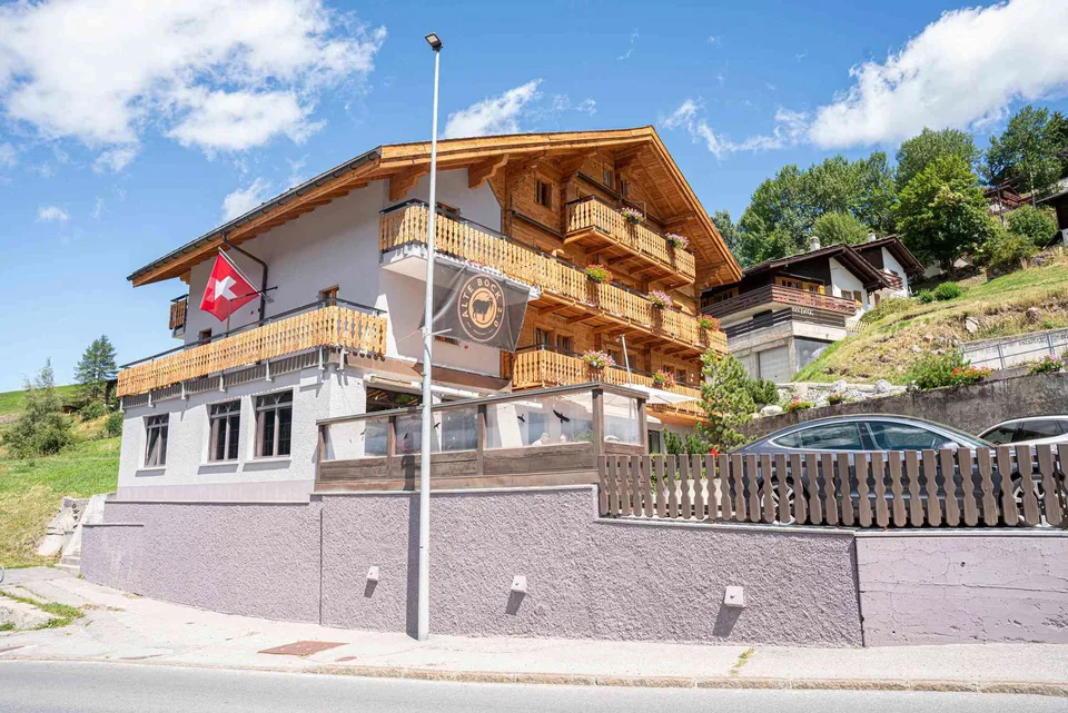 Renoviertes Chalet Hotel in Grächen