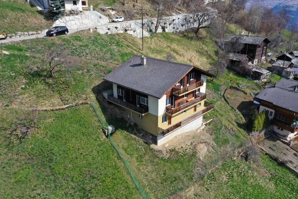 Charmantes Einfamilienhaus oder Mehrfamilienhaus in Embd