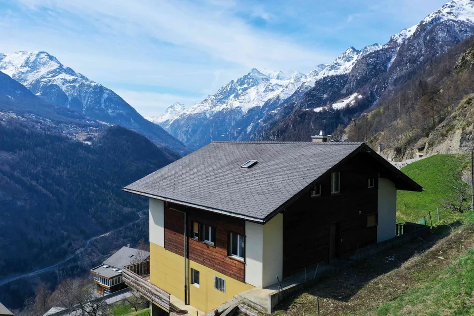 Charmantes Einfamilienhaus oder Mehrfamilienhaus in Embd – Foto 8 von 13