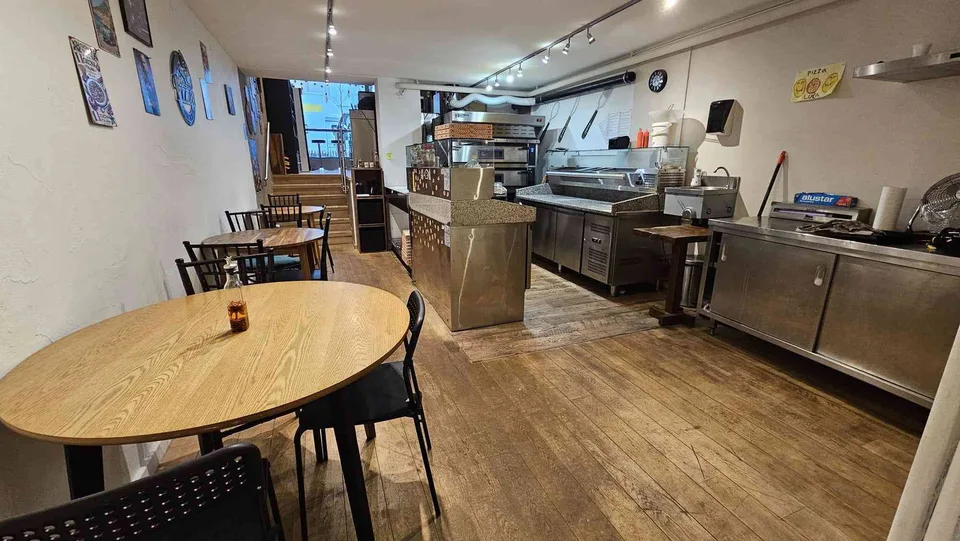 A vendre petite pizzeria à Lausanne