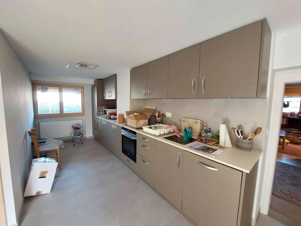Charmant appartement partiellement rénové au coeur du village de Lens