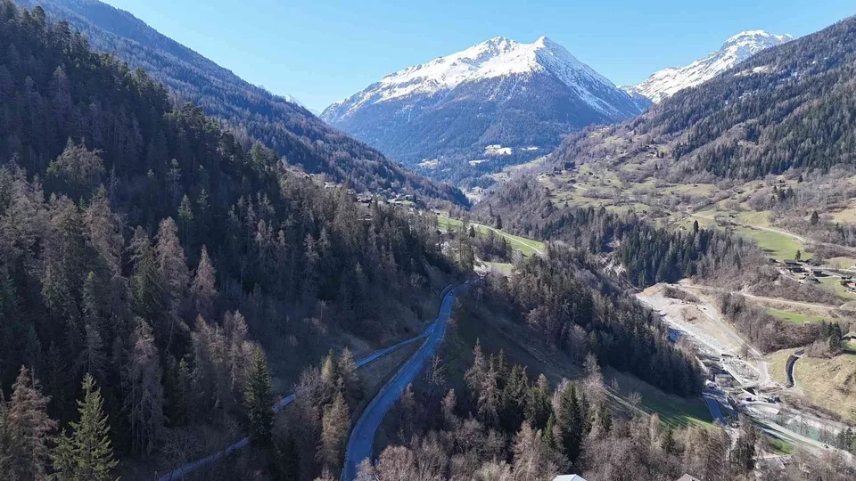 Magnifique terrain de 587 m2 à Vissoie