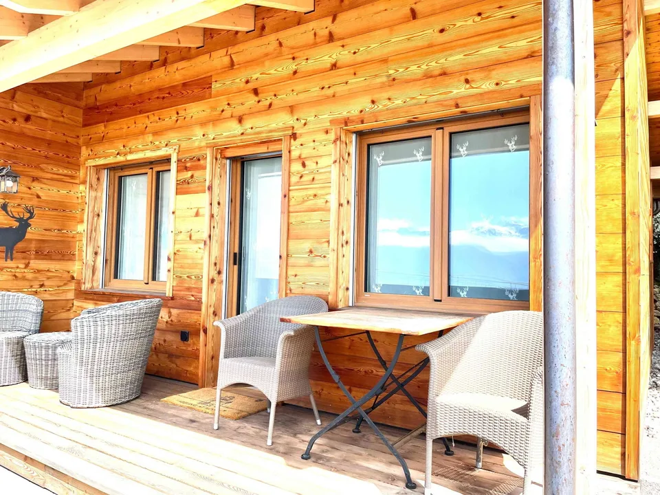 2.5 pièces Petite Maison Meublée