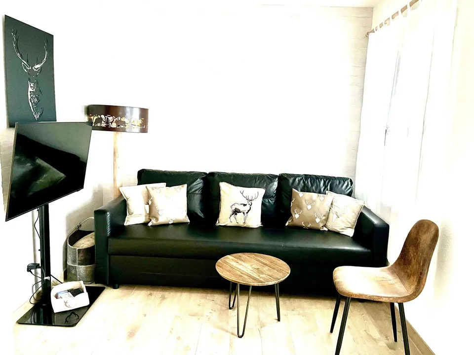 2.5 pièces Petite Maison Meublée