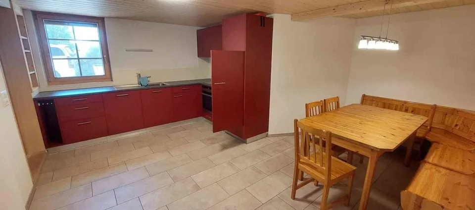 Sehr Grosse 1.5 Zimmer Wohnung. 2019 Küche und Bad neu Gebaut