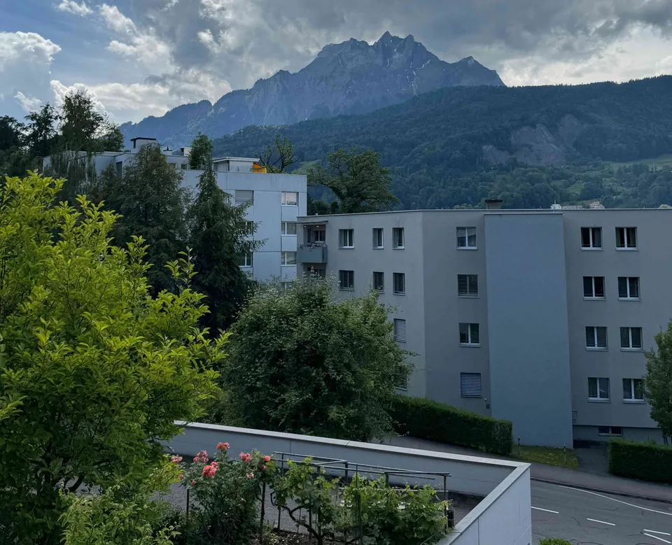 Attraktives 2.5-Zimmer-Studio, zentrumsnah mit Blick auf den Pilatus