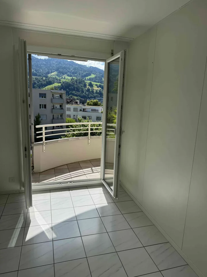Attraktives 2.5-Zimmer-Studio, zentrumsnah mit Blick auf den Pilatus