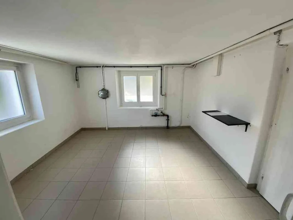 Bastelraum/Hobbyraum/ Stilles Gewerbe im EG