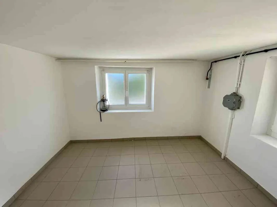 Bastelraum/Hobbyraum/ Stilles Gewerbe im EG