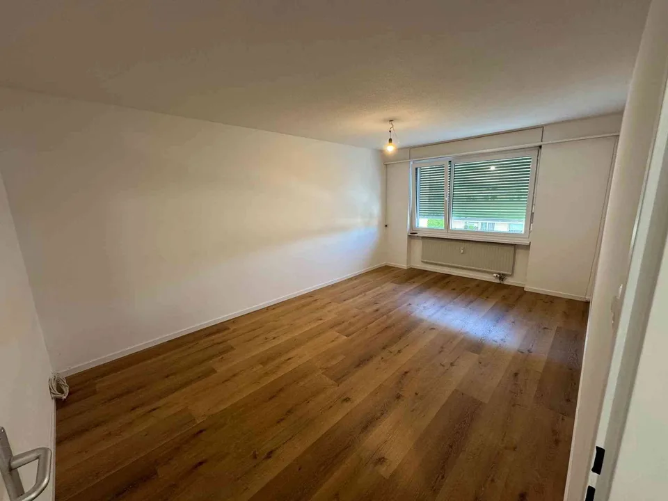 Frisch sanierte 3.5 Zimmer-Wohnung an attraktier Lage