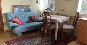 hübsche 1.5 Zi-Wohnung möbliert mit Veranda und traumhafter Aussicht