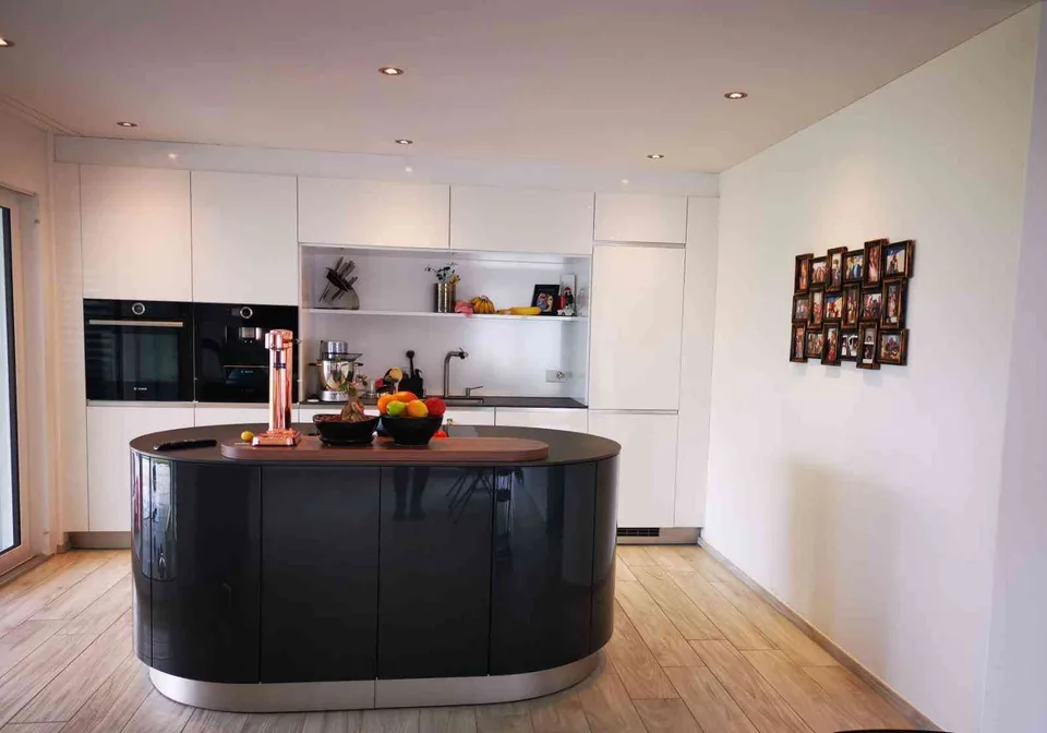 Moderne 4.5 Zimmer-Wohnung mit grossem Garten in Altstätten SG
