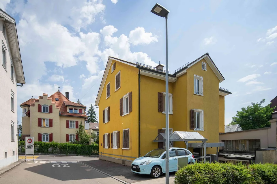 Helle Büroräume im Erdgeschoss – zentrumsnahe Lage St. Gallen