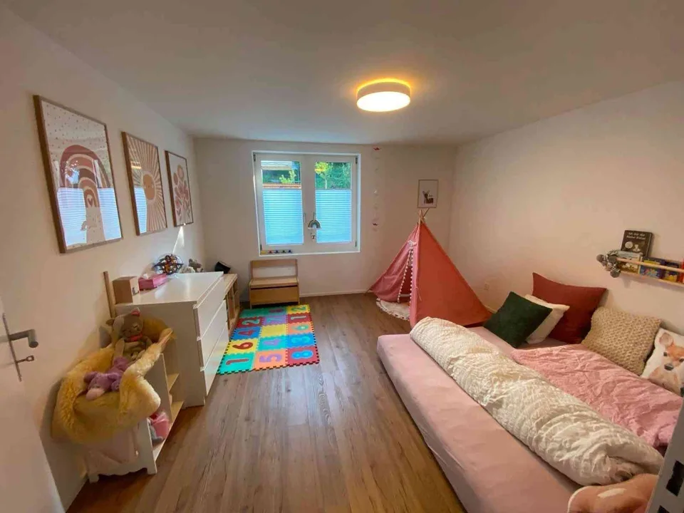 4.5 Zimmer Wohnung mit grosszügigem Balkon
