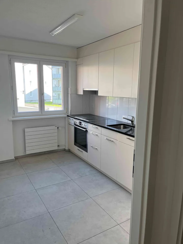 4-Zimmerwohnung renoviert mit Balkon