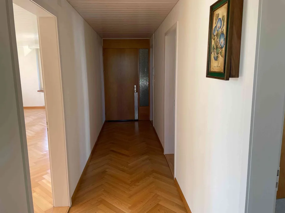 4 Zimmerwohnung in 3-Familienhaus
