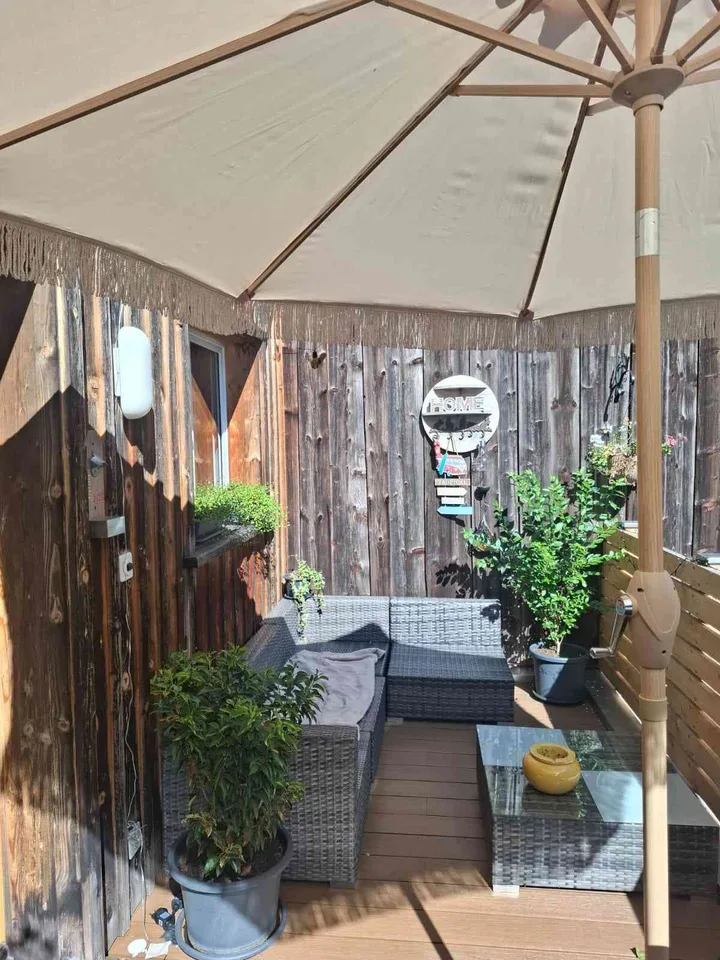 gemütliche 2-Zi-Whg mit Garten und Balkon zu vermieten