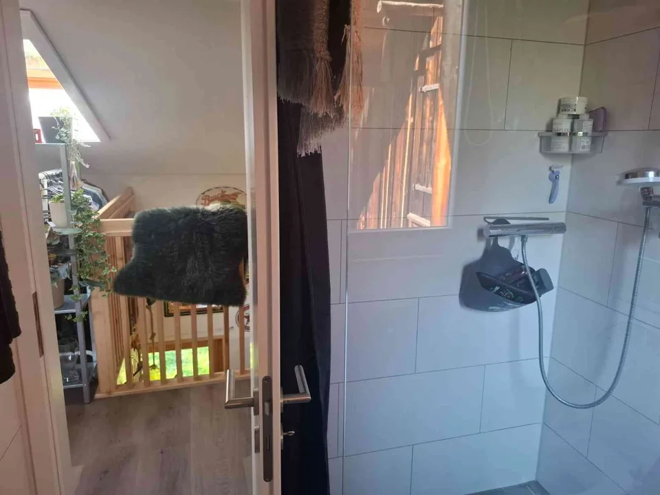 gemütliche 2-Zi-Whg mit Garten und Balkon zu vermieten