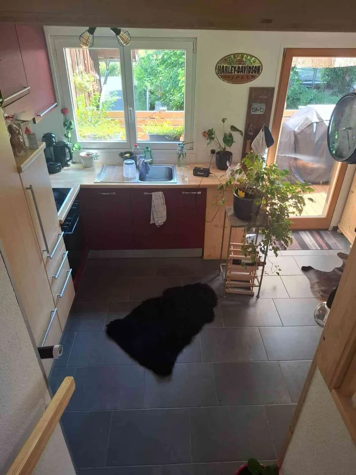 gemütliche 2-Zi-Whg mit Garten und Balkon zu vermieten
